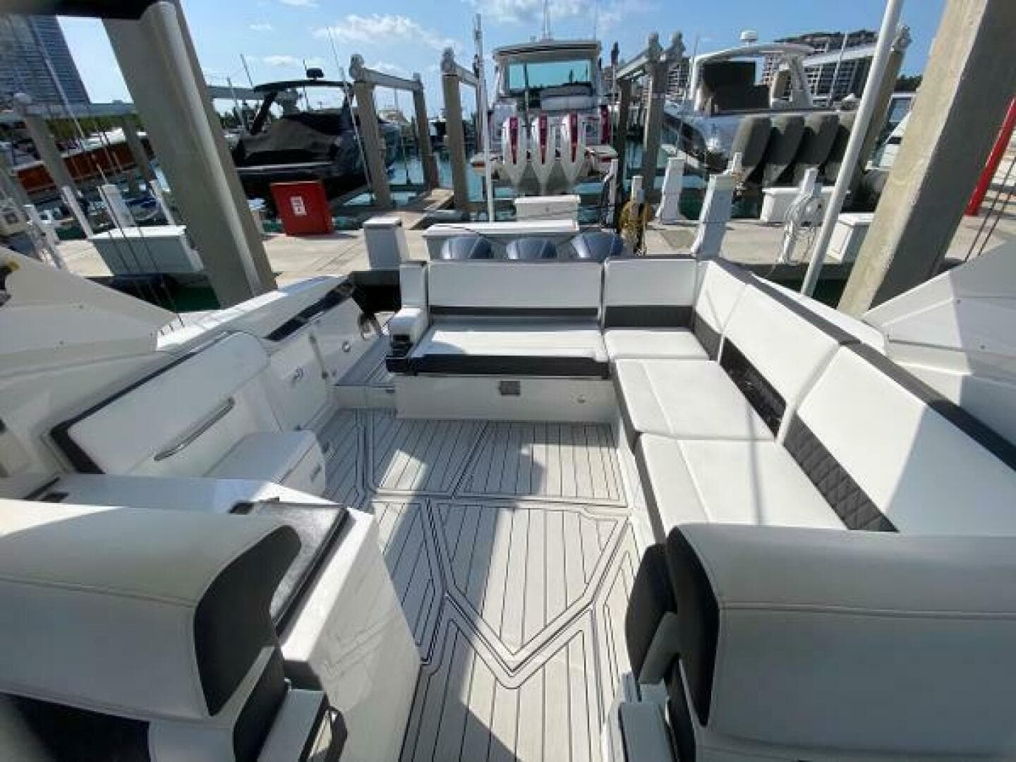2018 Monterey 385 SE — photo 9