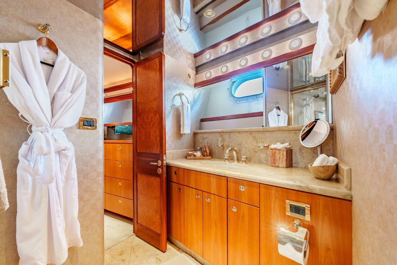 2003 Westport Cockpit — photo 13