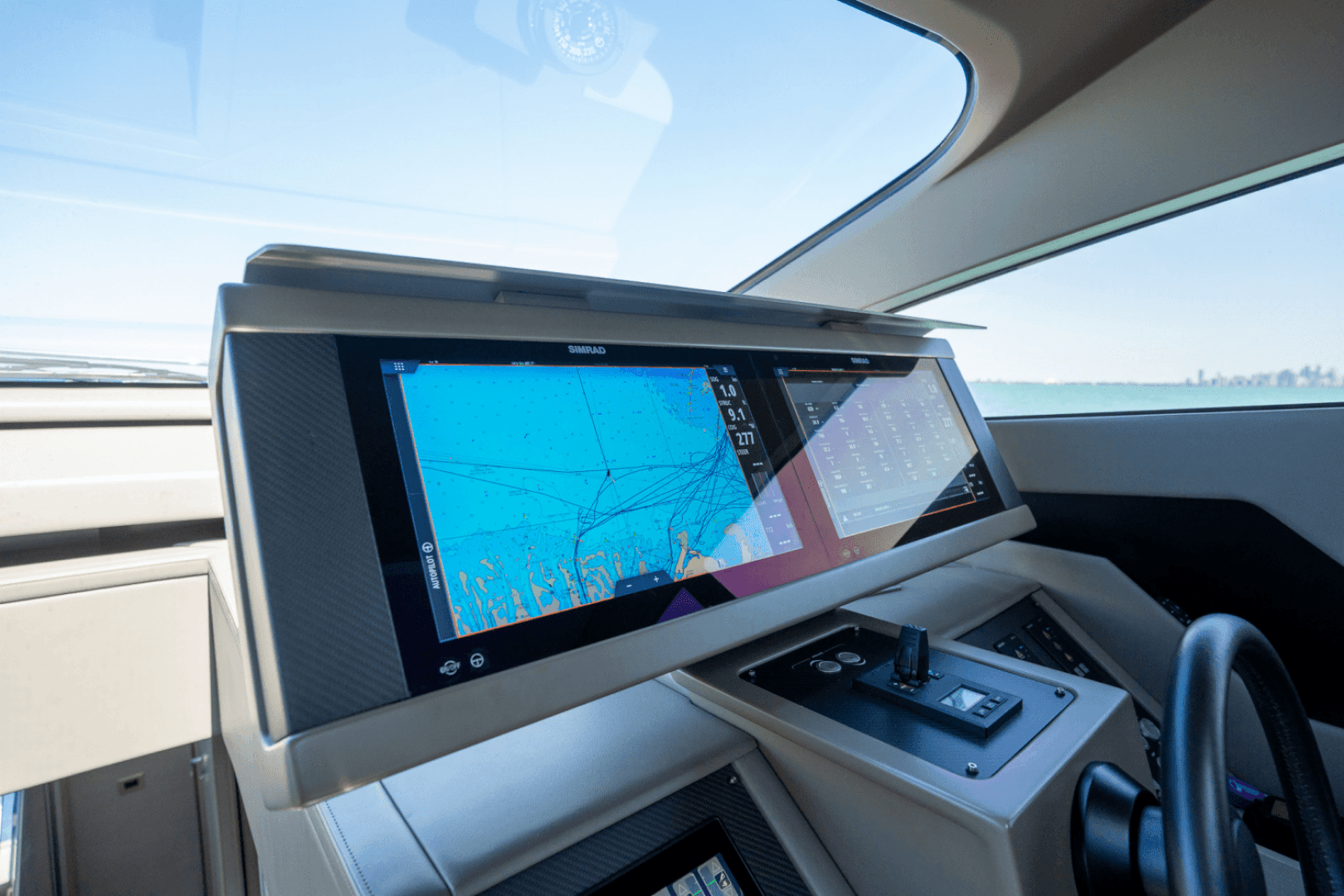 2020 Pershing 7X — photo 61