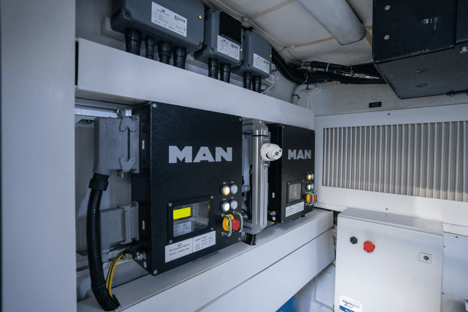 2020 Pershing 7X — photo 76