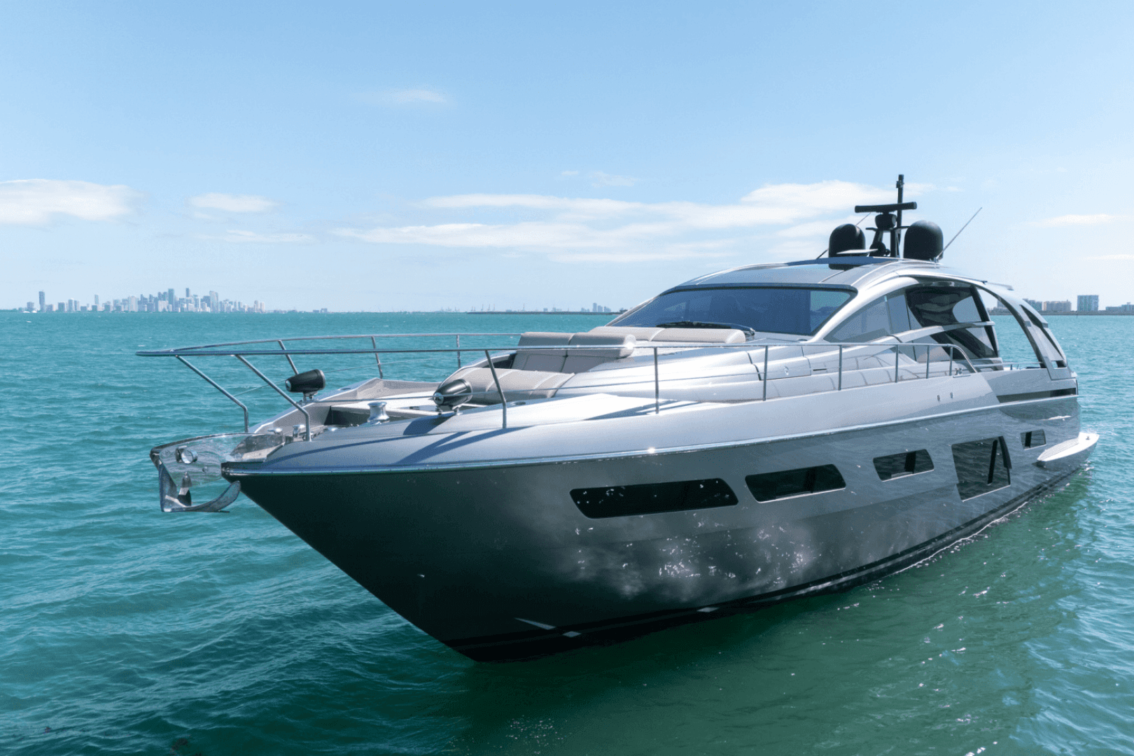 2020 Pershing 7X — photo 19