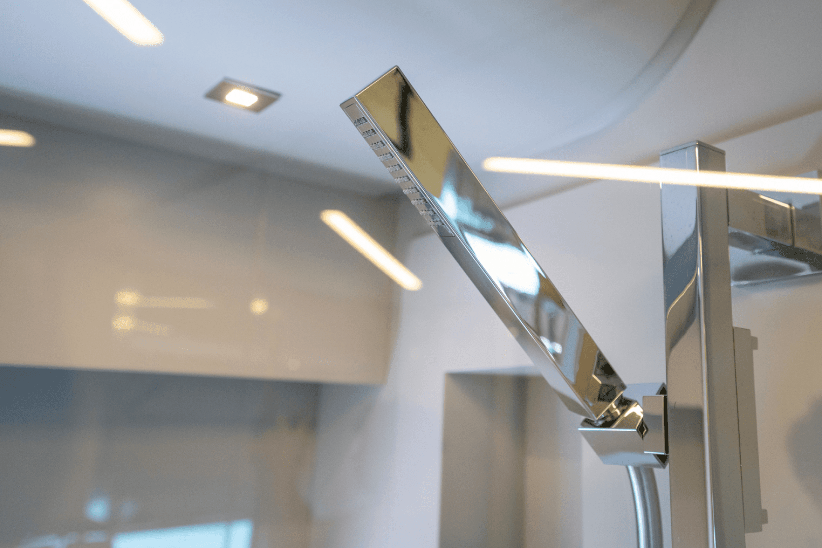 2020 Pershing 7X — photo 44