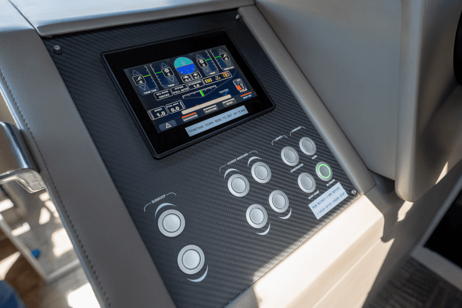 2020 Pershing 7X — photo 64