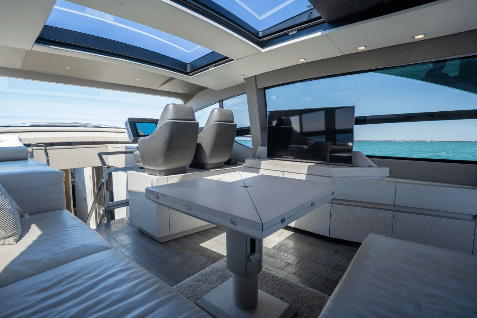 2020 Pershing 7X — photo 73
