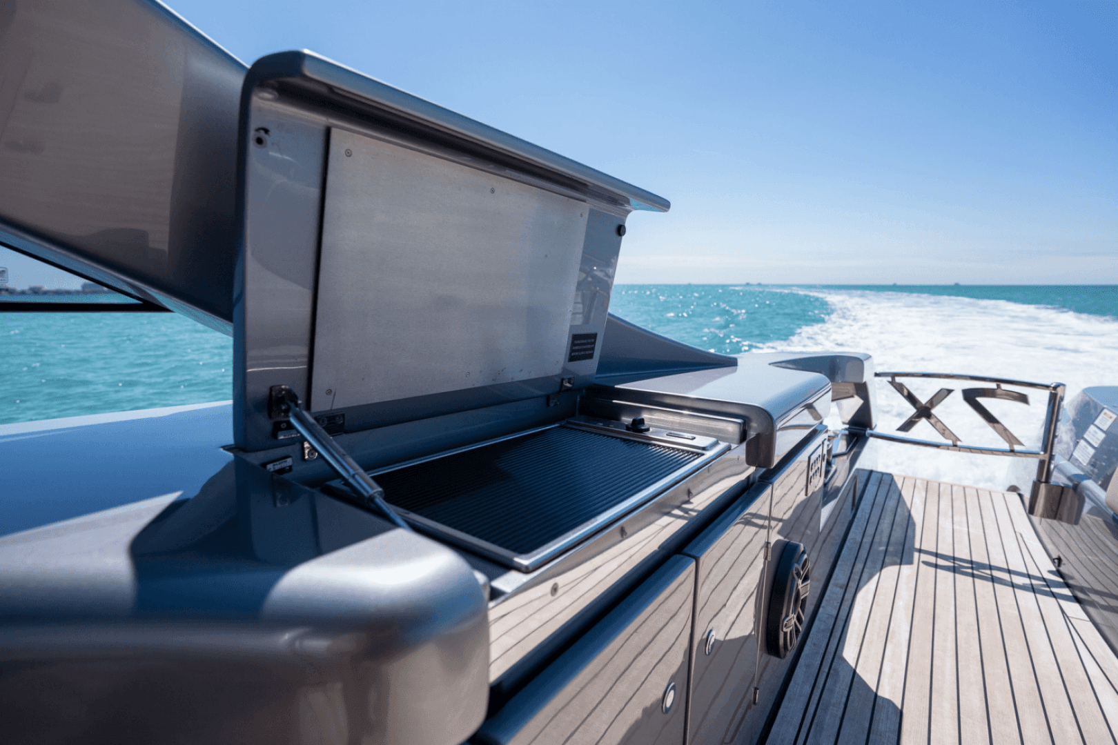 2020 Pershing 7X — photo 51