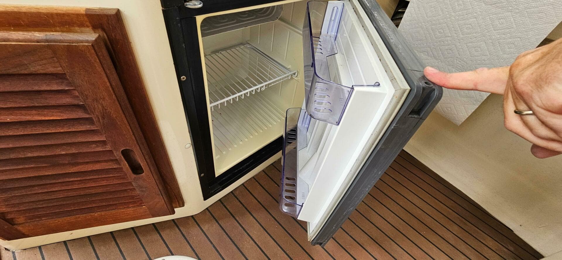 2001 Rosborough Rf-246 Custom Wheelhouse — photo 26