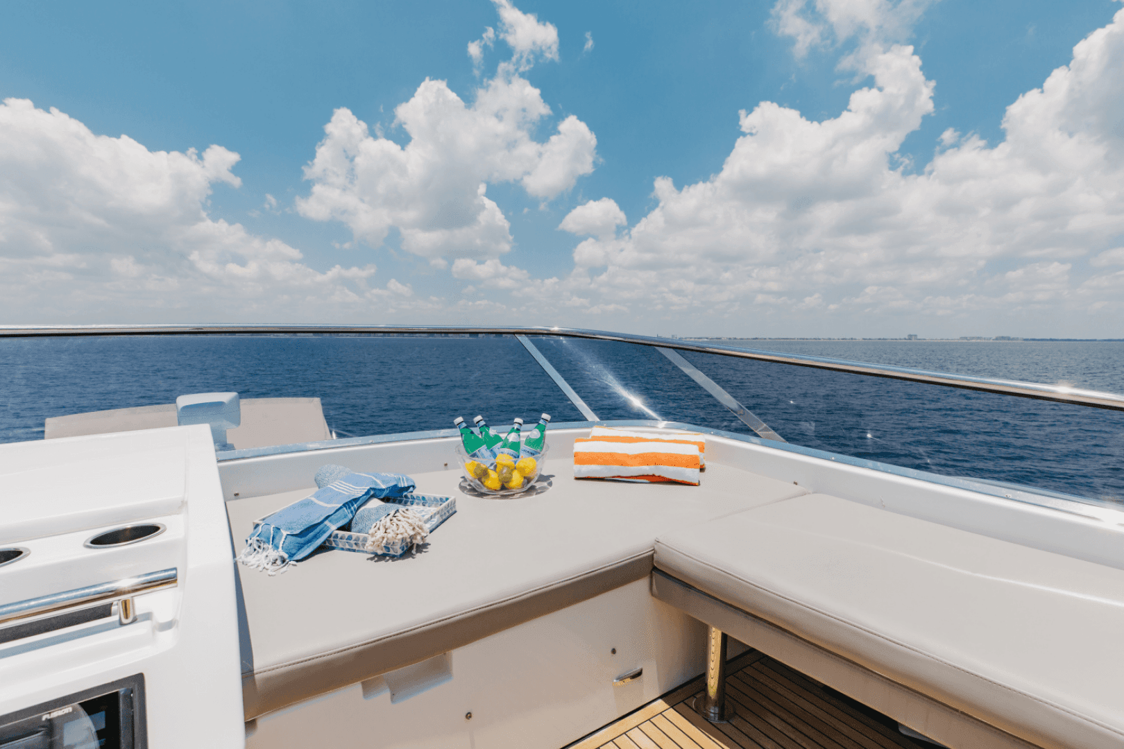 2019 Azimut 77S — photo 85