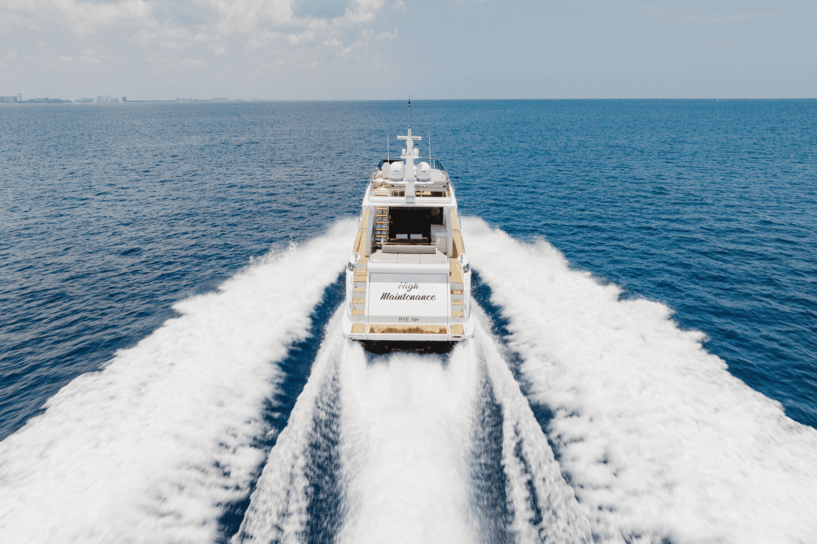 2019 Azimut 77S — photo 17