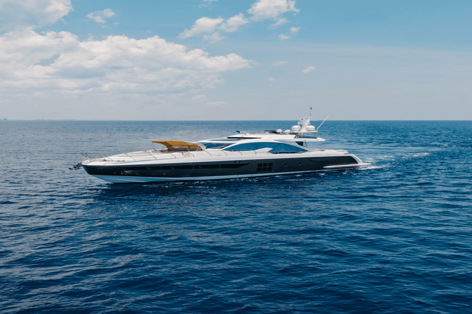 2019 Azimut 77S — photo 12