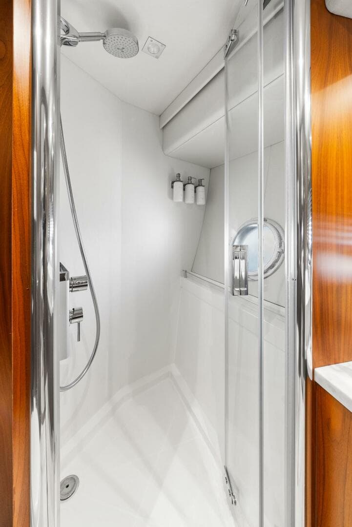 2016 Sunseeker Manhattan 65 — photo 64