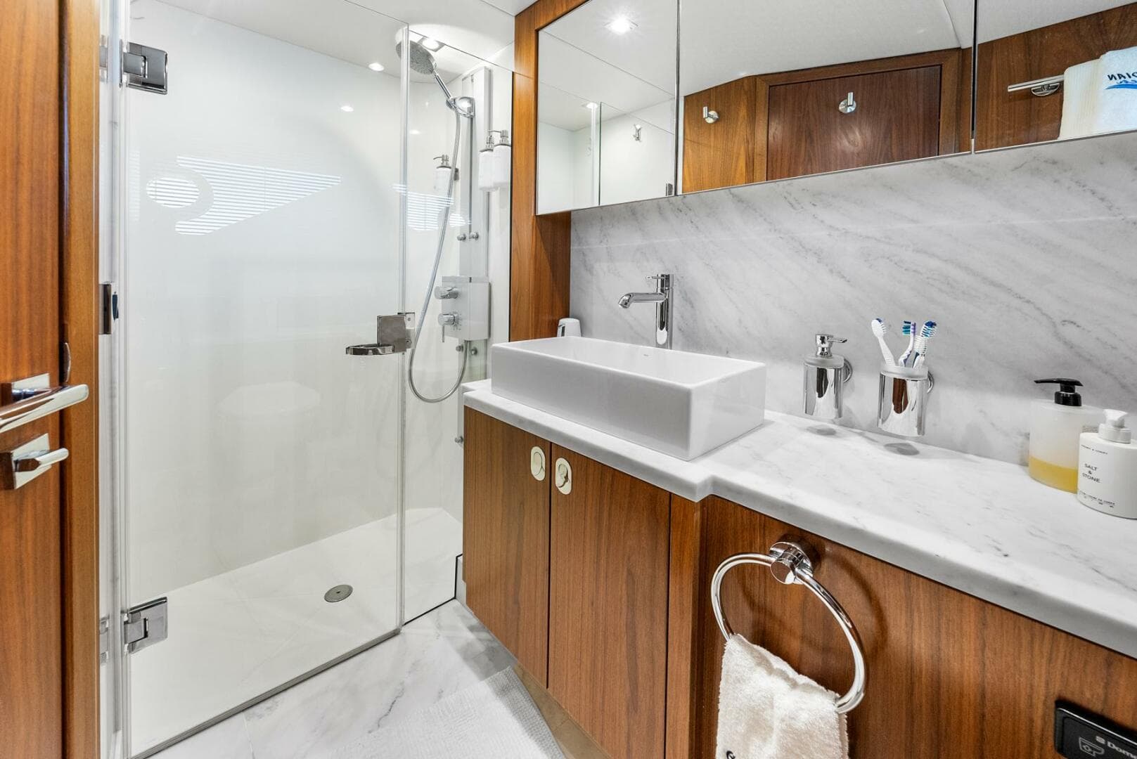 2016 Sunseeker Manhattan 65 — photo 85