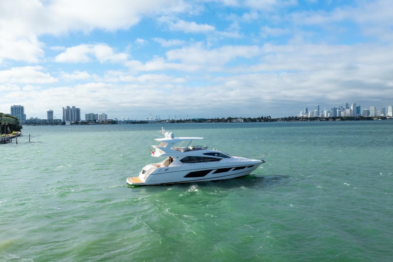 2016 Sunseeker Manhattan 65 — photo 5
