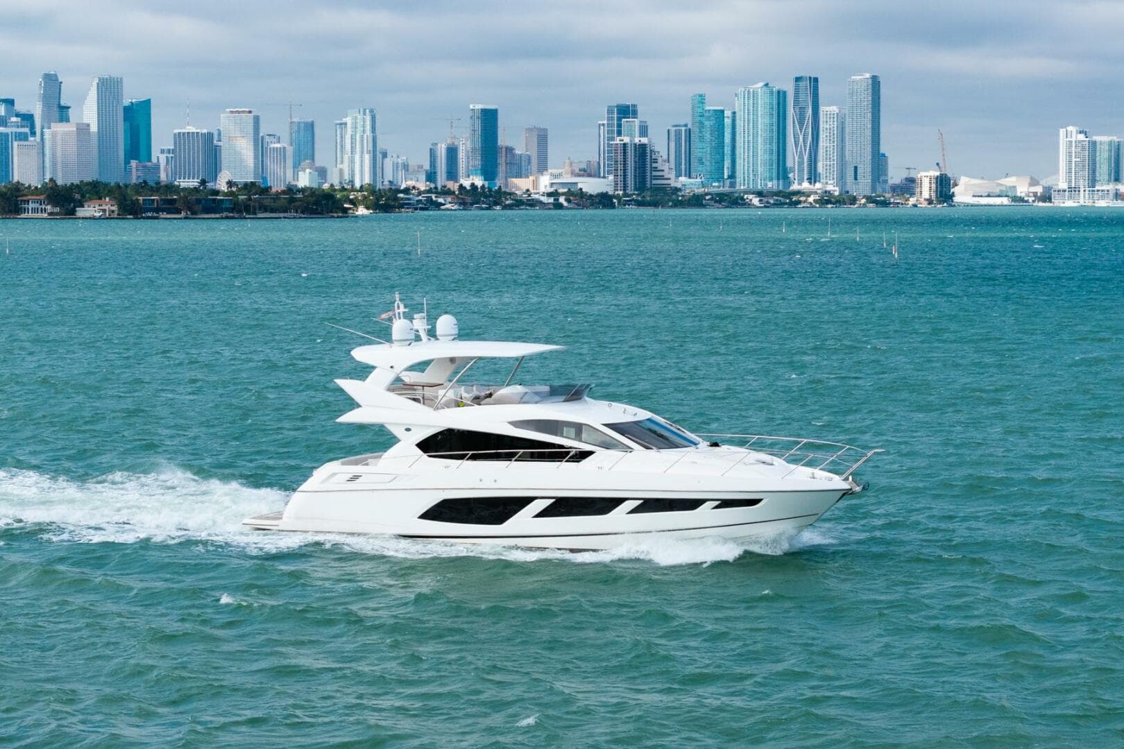 2016 Sunseeker Manhattan 65 — photo 12