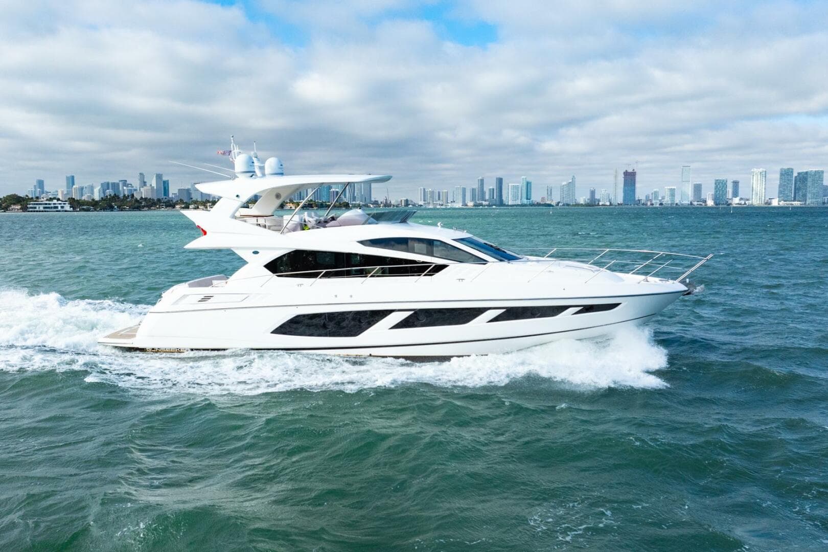 2016 Sunseeker Manhattan 65 — photo 18