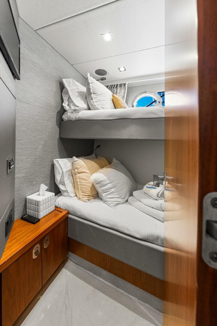 2016 Sunseeker Manhattan 65 — photo 76