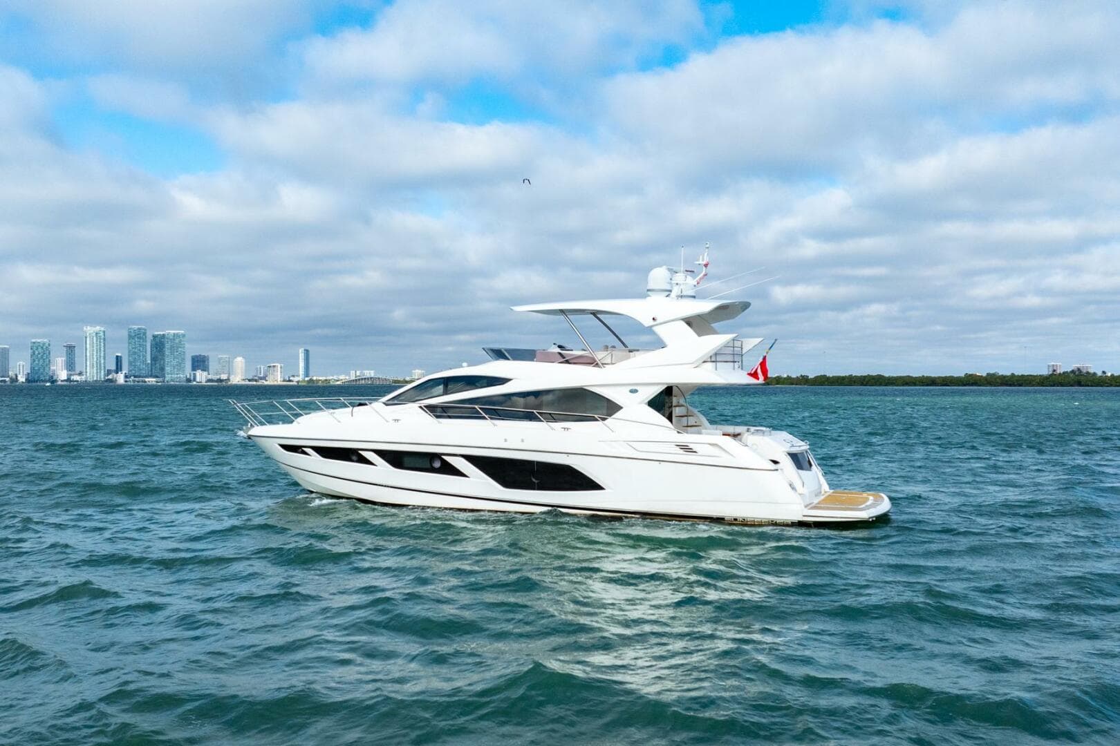 2016 Sunseeker Manhattan 65 — photo 7