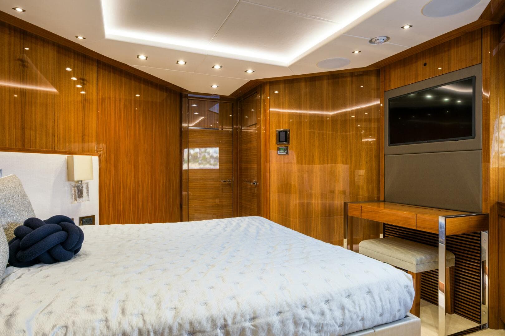 2018 Sunseeker 116 Yacht — photo 34