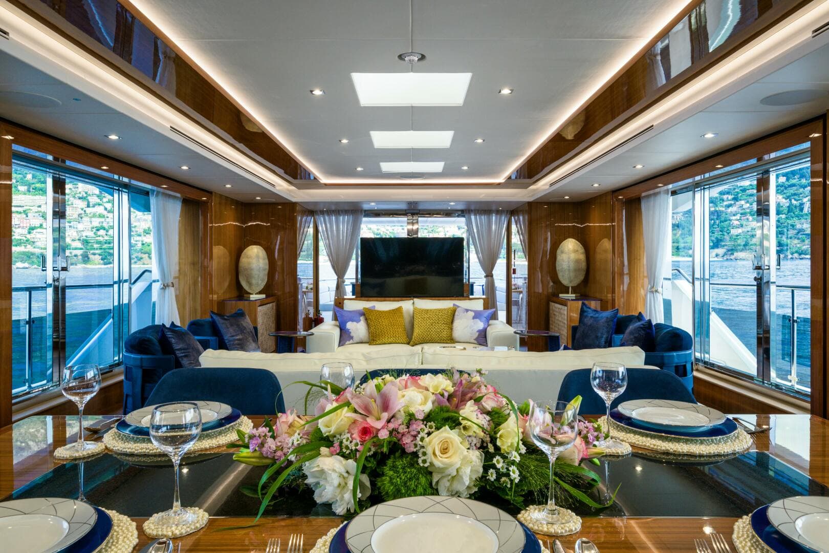 2018 Sunseeker 116 Yacht — photo 27