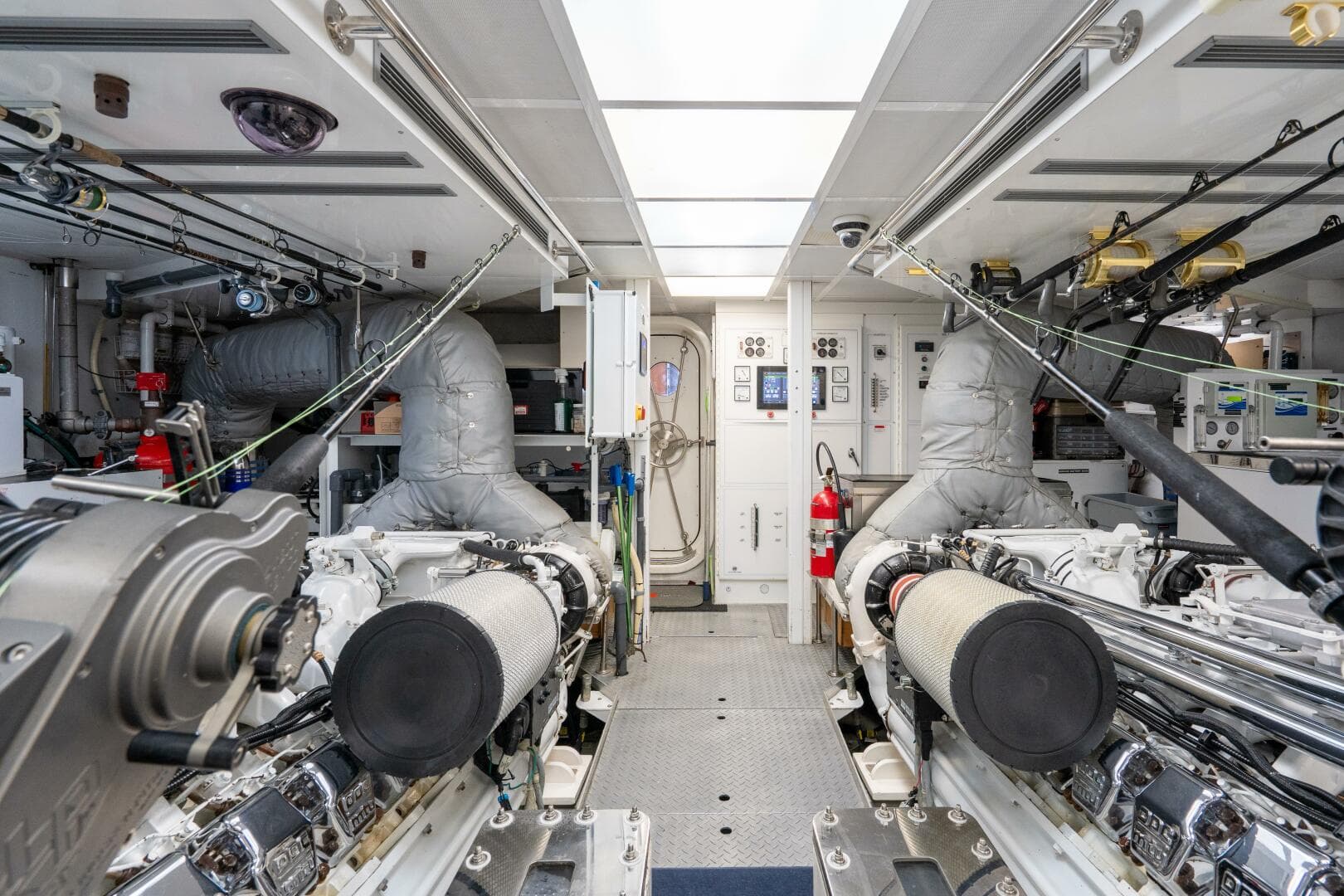 2004 Crescent Raised Pilothouse — photo 71