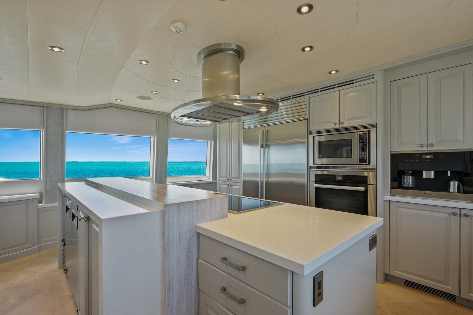 2004 Crescent Raised Pilothouse — photo 14