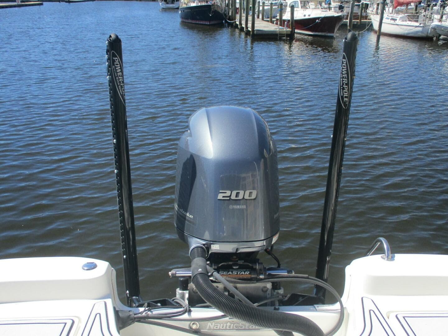 2018 Nauticstar — photo 18