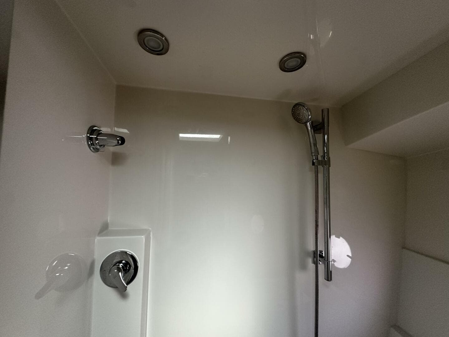 2013 Carver C34 — photo 41