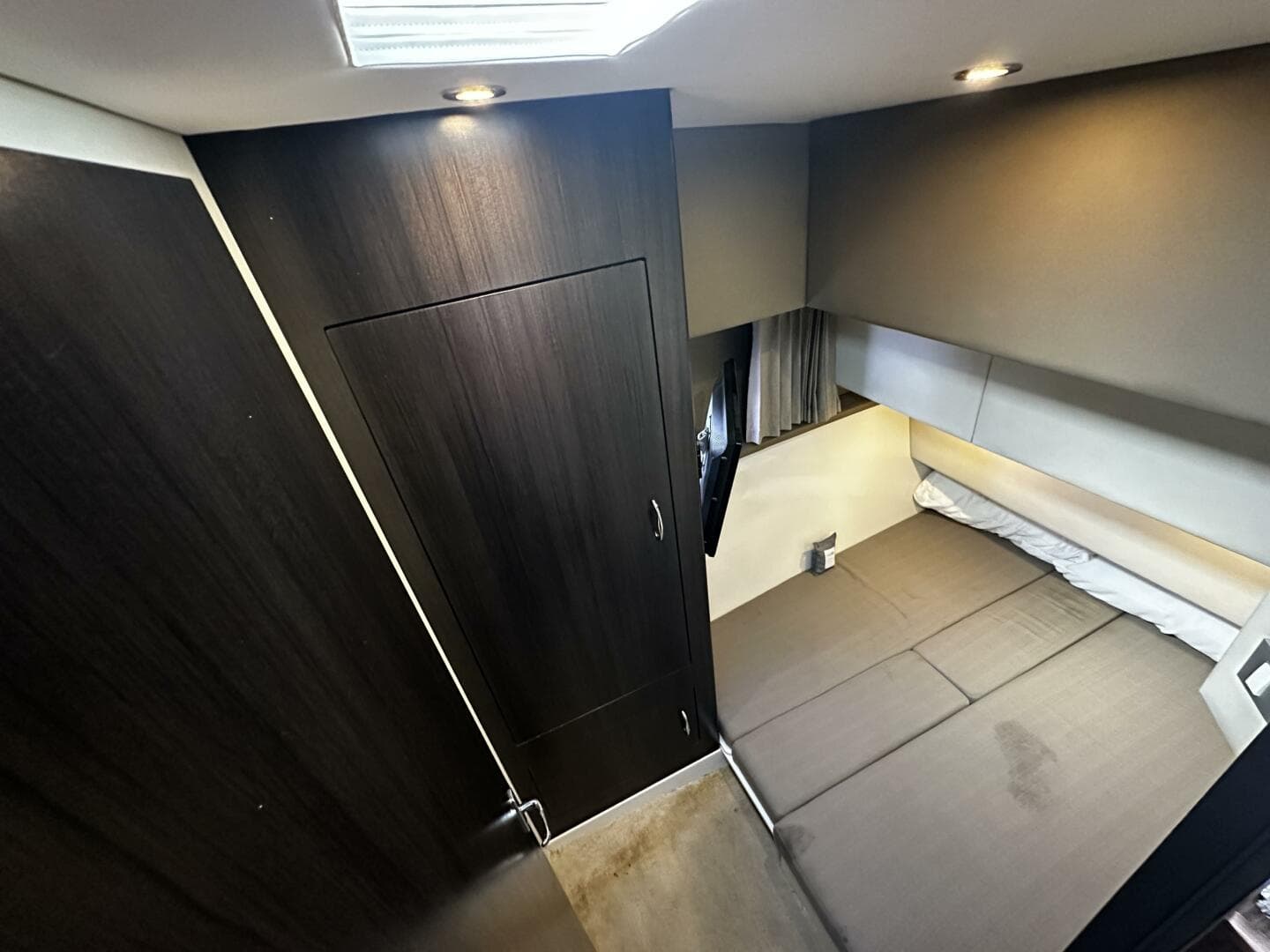 2013 Carver C34 — photo 30