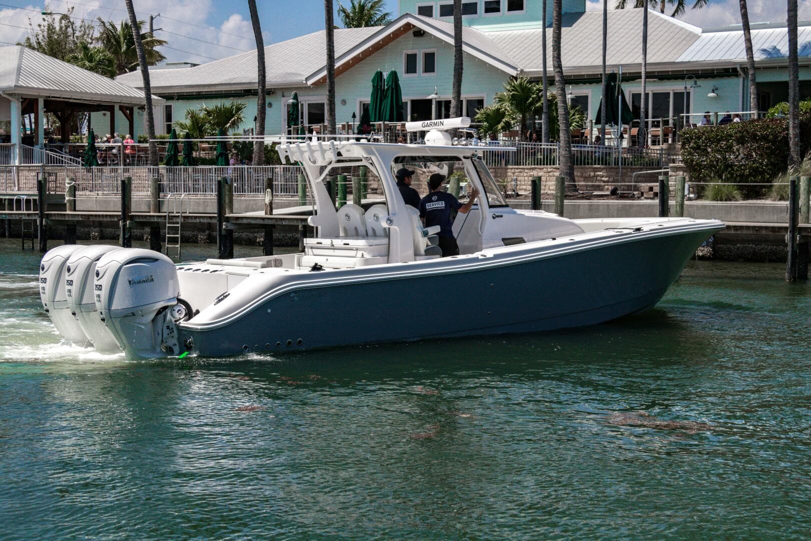 2025 Edgewater 370 CC — photo 8