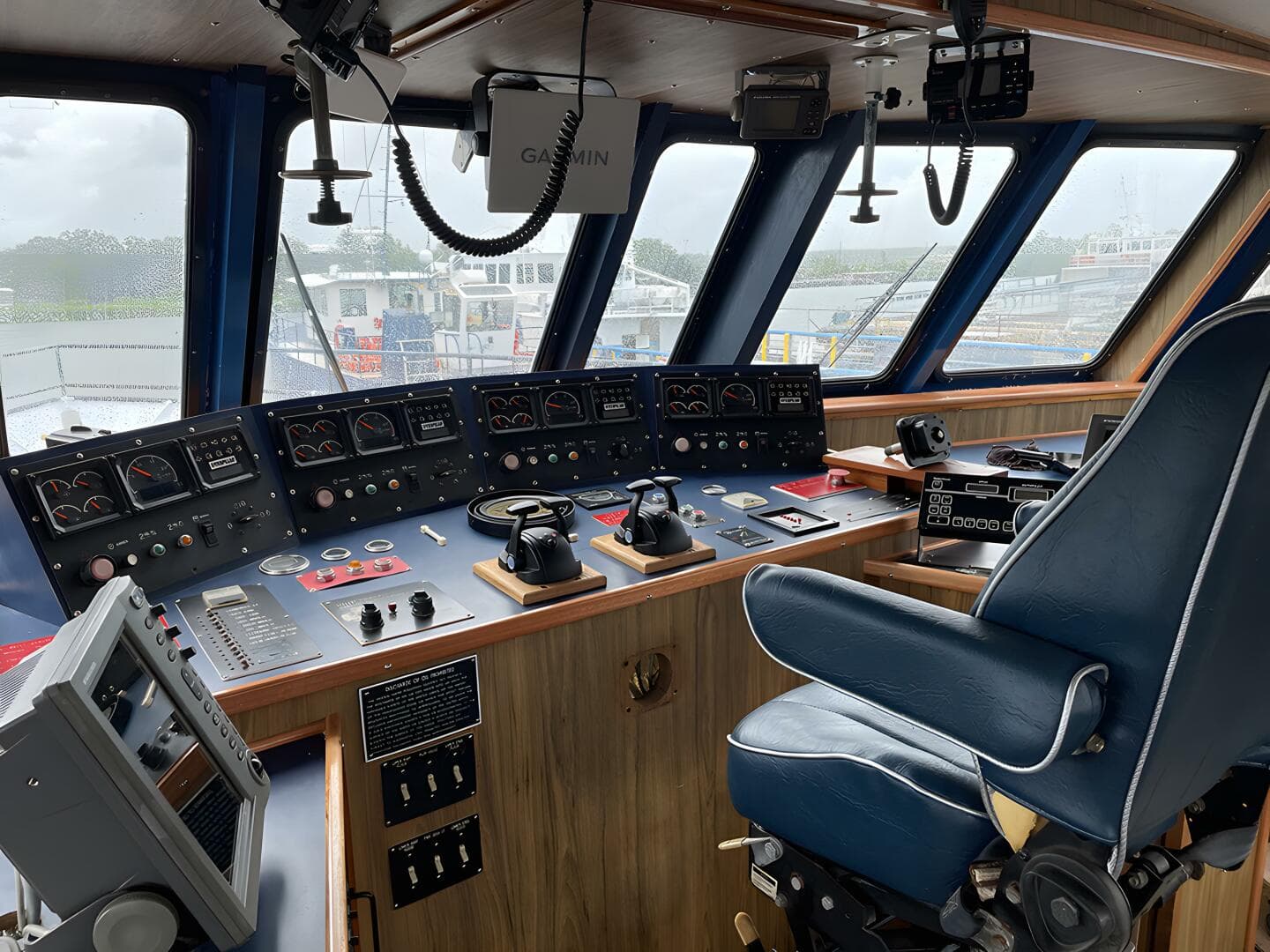 2002 Custom C & G Boat Works High Speed Supply Vessel — photo 7