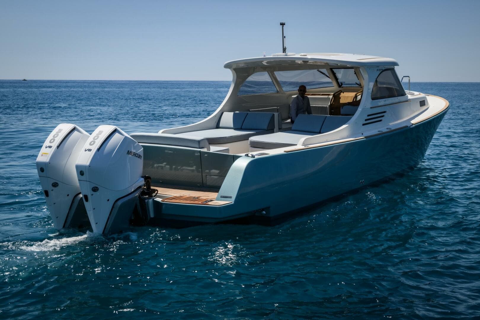 2025 Toy Marine 39 Outboard — photo 6