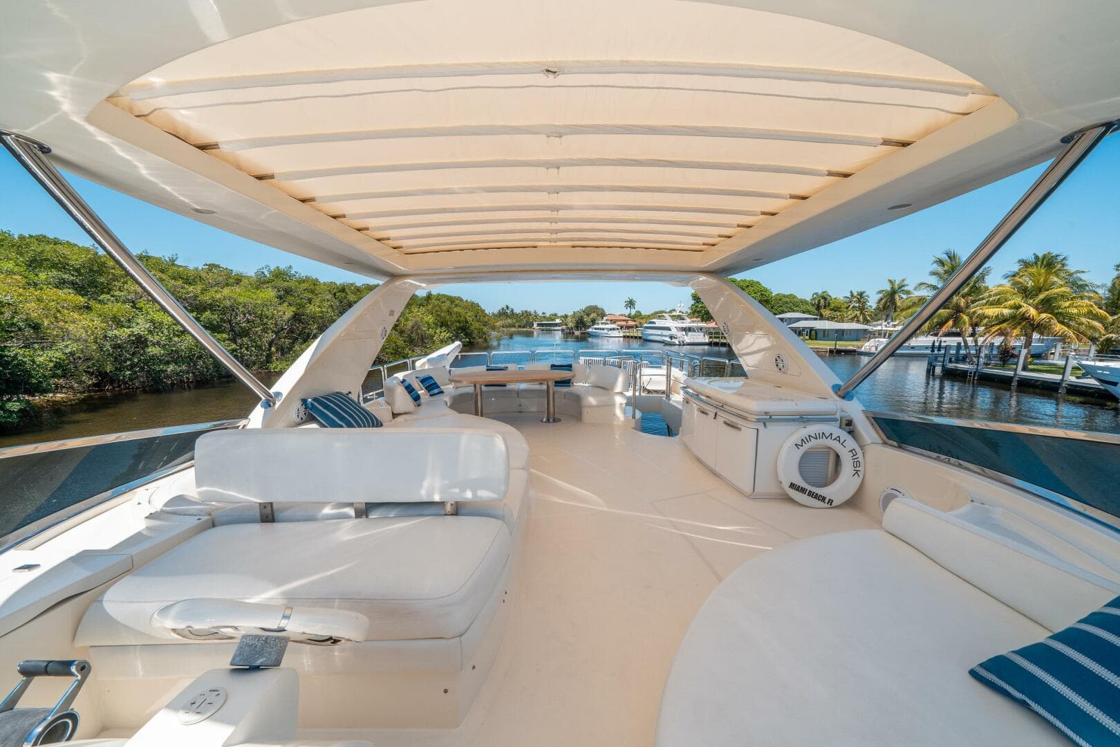 2010 Azimut 75 Fly — photo 16
