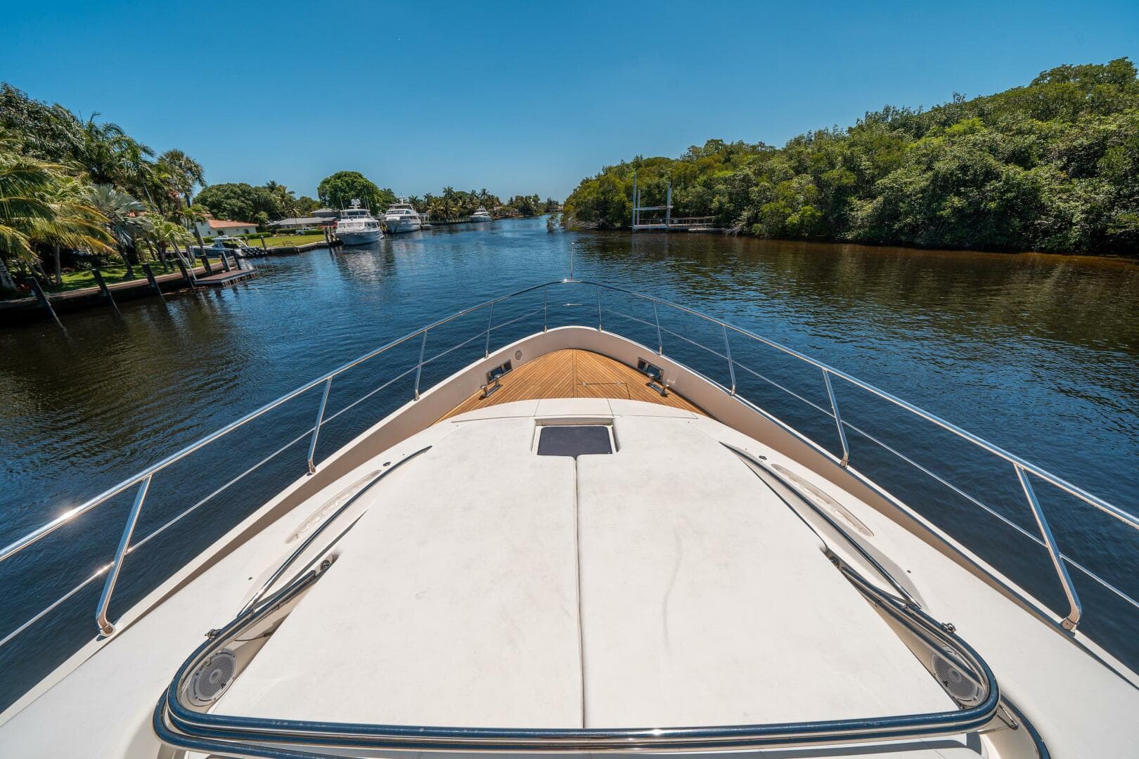 2010 Azimut 75 Fly — photo 22