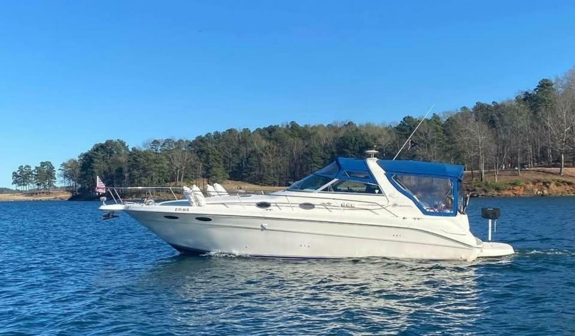 1996 Sea Ray 330 Express Cruiser — photo 1
