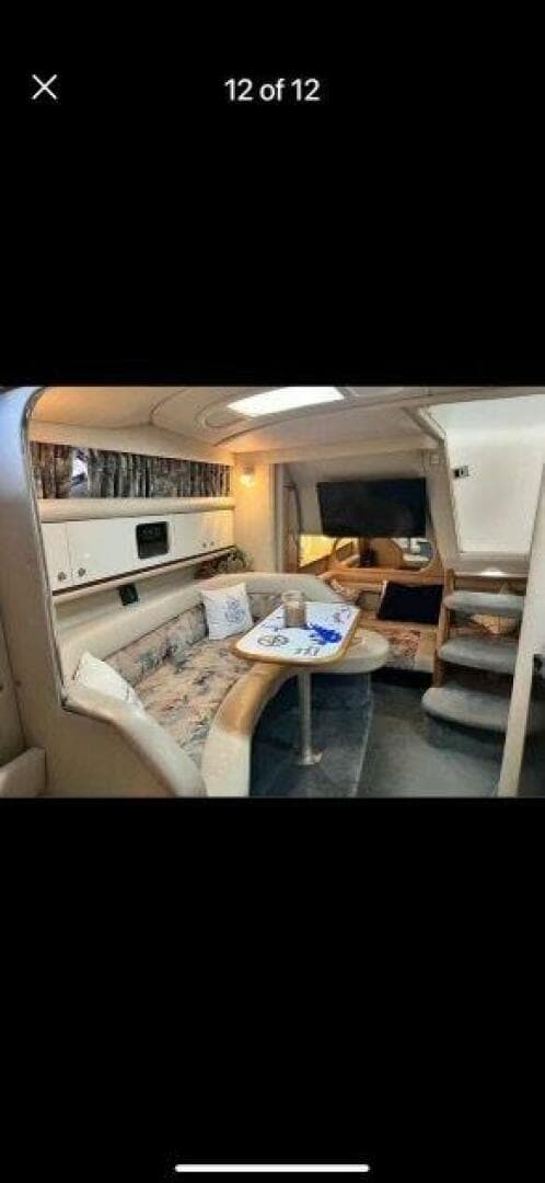 1996 Sea Ray 330 Express Cruiser — photo 7