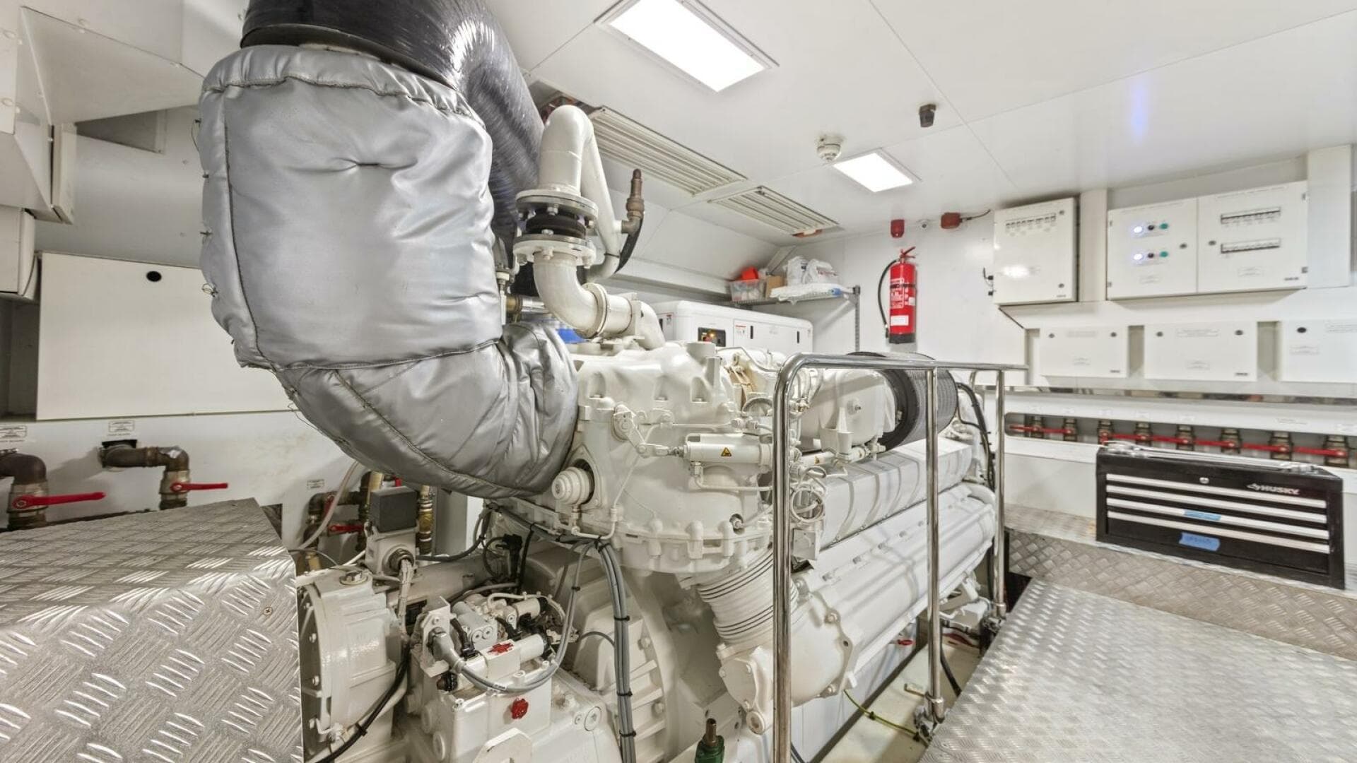 2016 Custom Line — photo 33