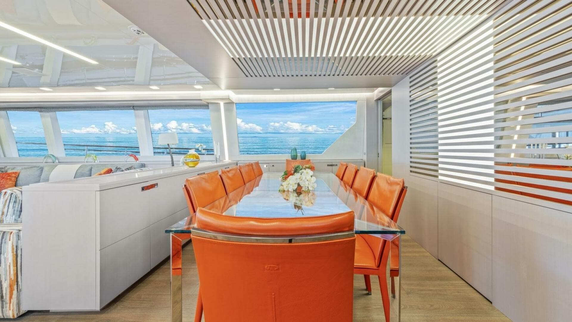 2016 Custom Line — photo 16