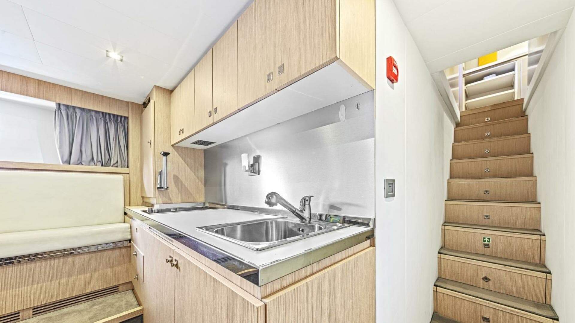 2016 Custom Line — photo 26