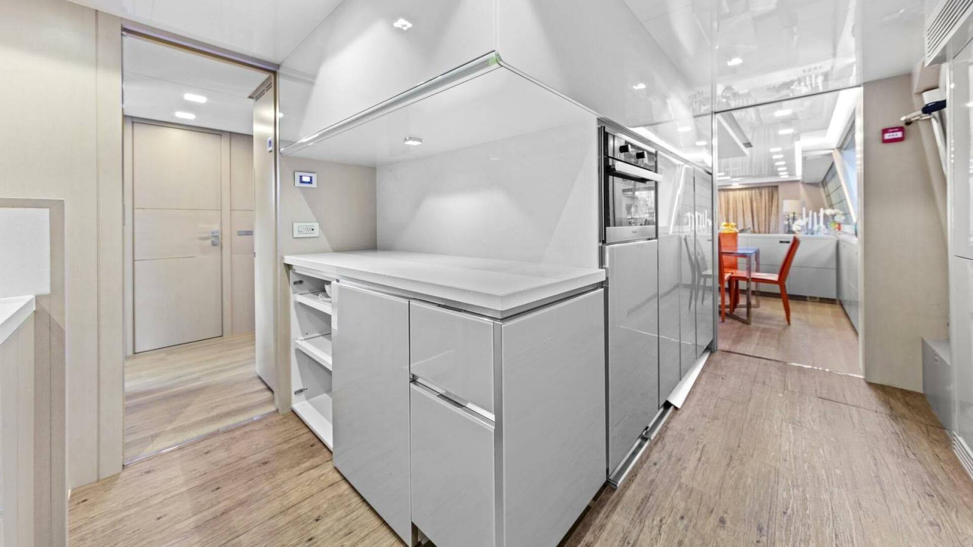 2016 Custom Line — photo 18