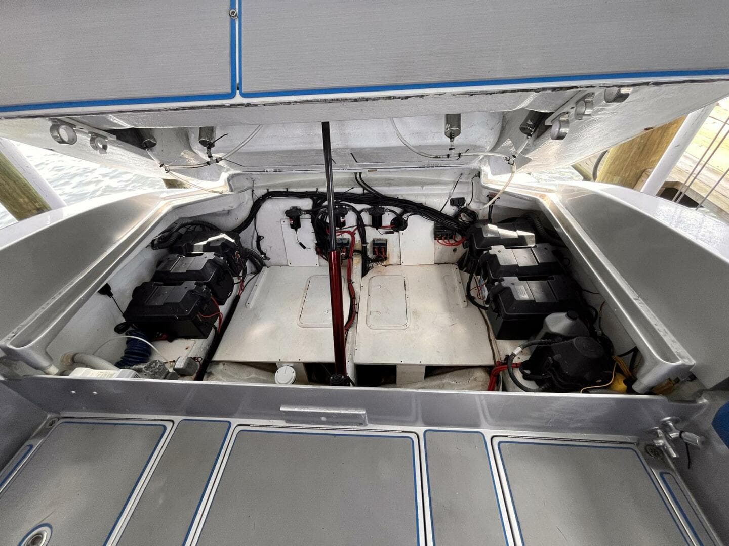 2011 Statement 380 Open — photo 17