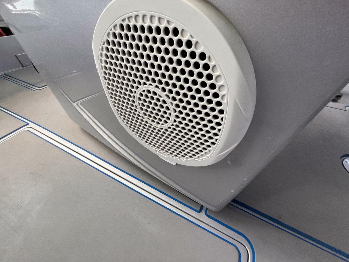 2011 Statement 380 Open — photo 45