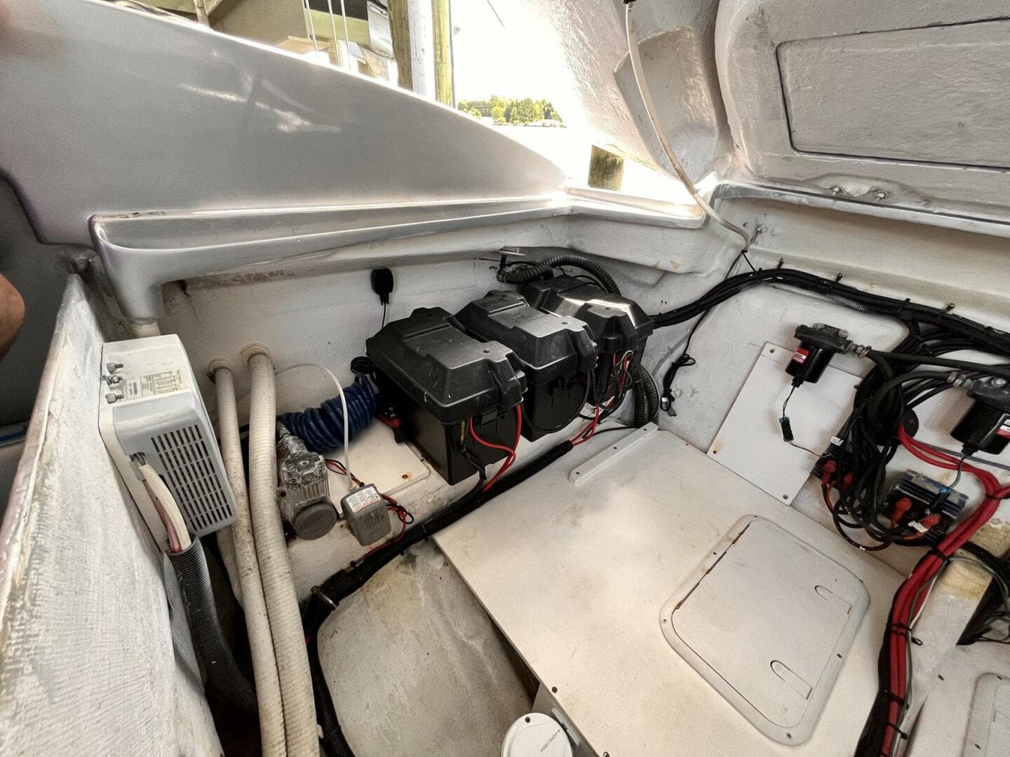 2011 Statement 380 Open — photo 16