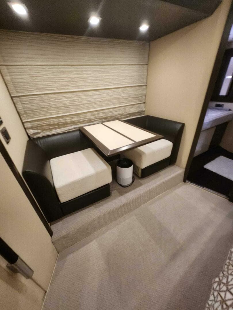 2014 Azimut Flybridge — photo 77