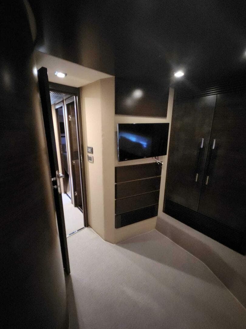 2014 Azimut Flybridge — photo 97