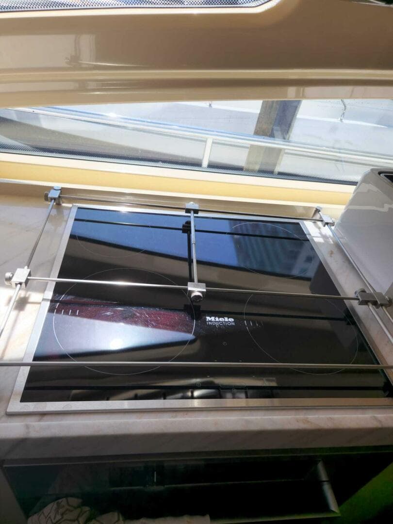 2014 Azimut Flybridge — photo 39