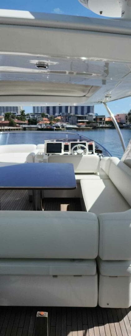 2014 Azimut Flybridge — photo 20