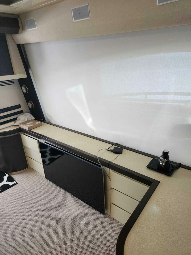 2014 Azimut Flybridge — photo 32