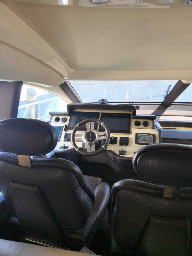 2014 Azimut Flybridge — photo 52