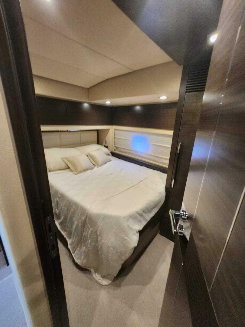 2014 Azimut Flybridge — photo 90