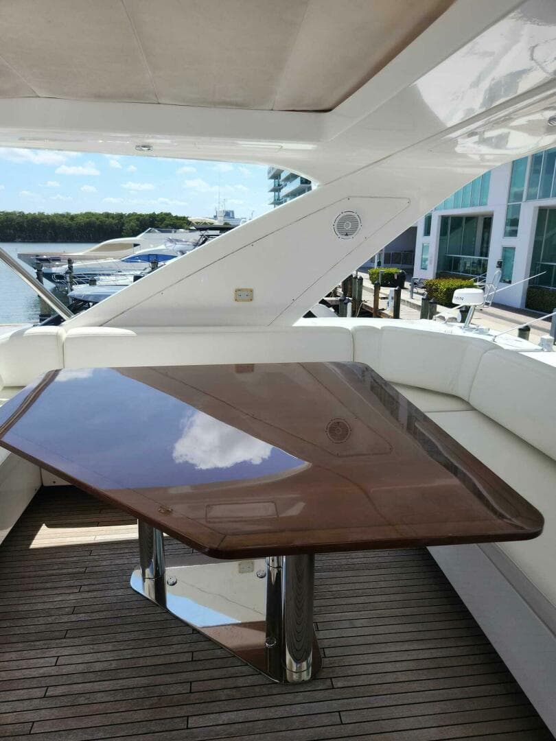 2014 Azimut Flybridge — photo 17