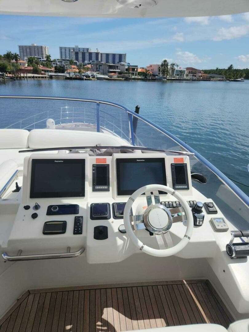 2014 Azimut Flybridge — photo 64